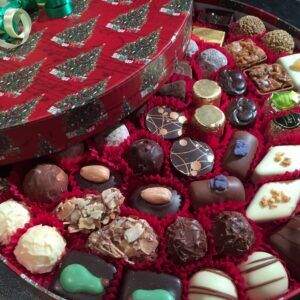 Create your own 30cm Christmas box (chocs in pairs)
